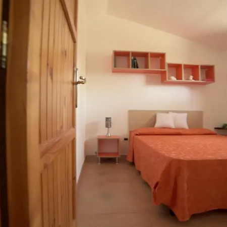Leonardo Casa Vacanze *