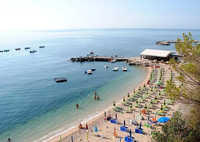 Leonardo Casa de Férias Mattinata